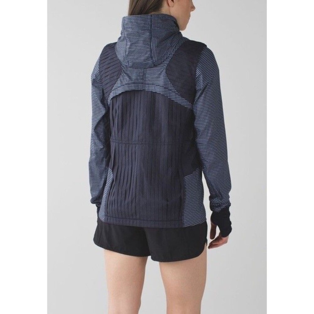 Lululemon Vent It Out Jacket Double Dot Navy Blue Lullaby / Navy Blue Size 6 - Picture 2 of 14